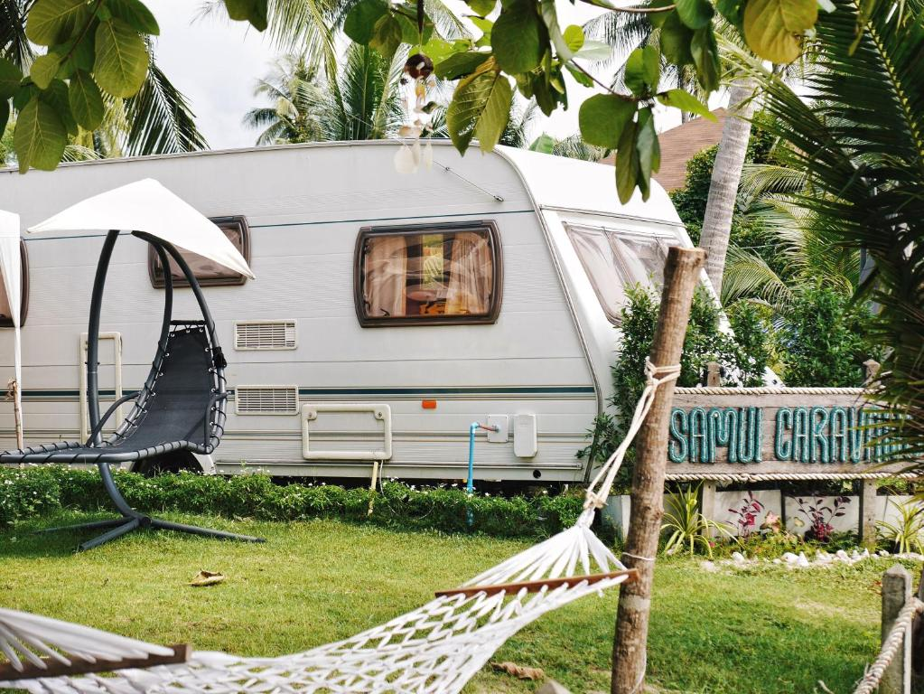 รถบ้านในสวน